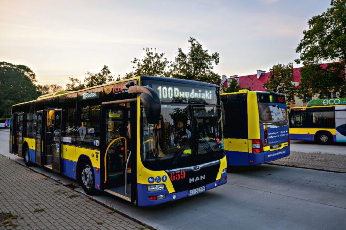 Mieszkańcy gminy Wierzchosławice narzekają na komunikację