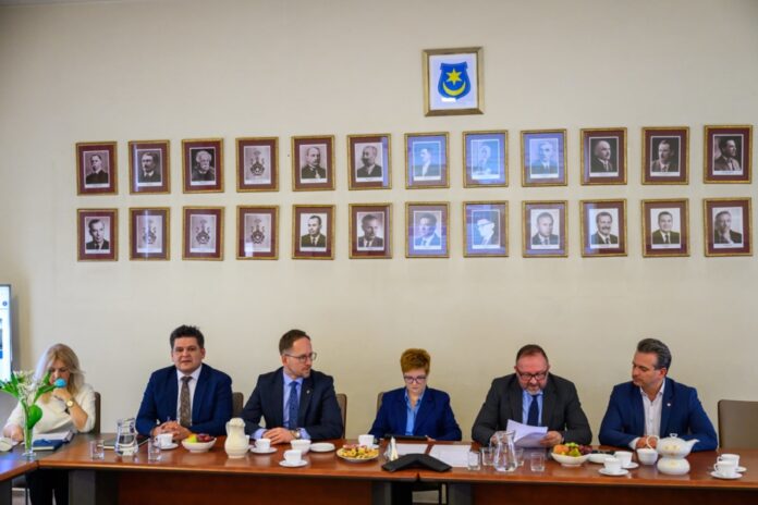 Rozmowy o bezpieczeństwie miasta, fot. UMT