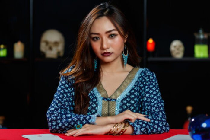 wróżka Adela Tuszakowska