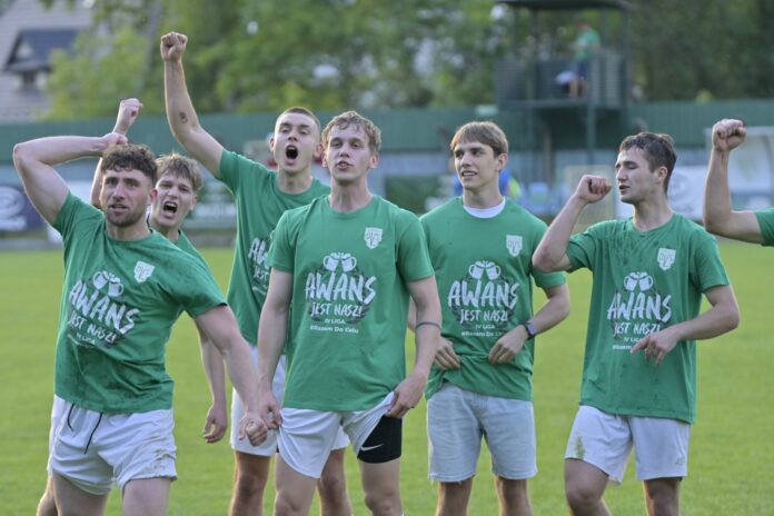 Piłka nożna: Okocimski KS Brzesko z awansem do IV ligi