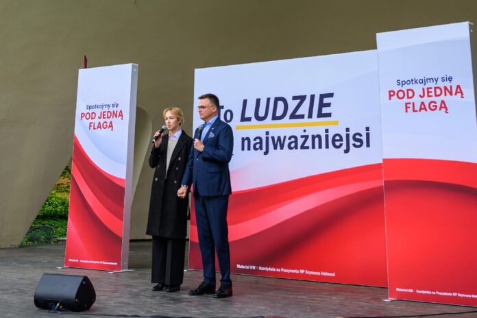 Szymon Hołownia w towarzystwie żony w Tarnowie