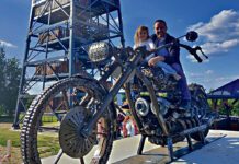 pomnik motocykla w Bocheńcu