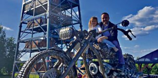 pomnik motocykla w Bocheńcu