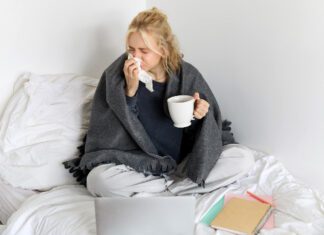 Grypa jesienią - objawy ryzyko powikłań i jak się chronić w sezonie infekcji