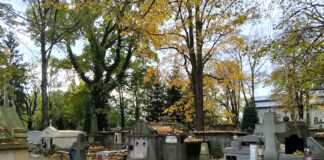 Komunikacja miejska na cmentarze