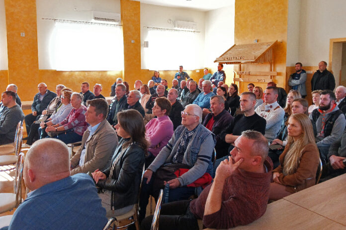 Mieszkańcy-Skrzyszowa-protestują-w-sprawie-planowanej-budowy-biogazowni Mieszkańcy Skrzyszowa protestują w sprawie planowanej budowy biogazowni