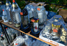 Chryzantemy i solarne znicze udekorują groby znicze solarne