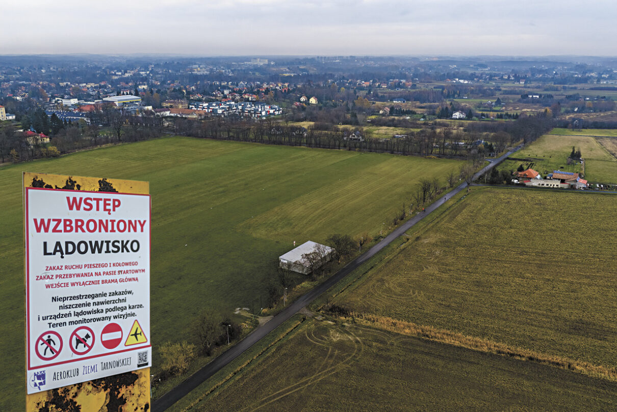 Bój o tarnowskie lądowisko
