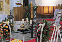 Większe pieniądze na uroczystości pogrzebowe