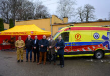 nowa karetka i sprzęt dla Wojnicza