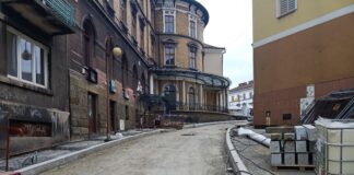 ul. Batorego Kwiecień